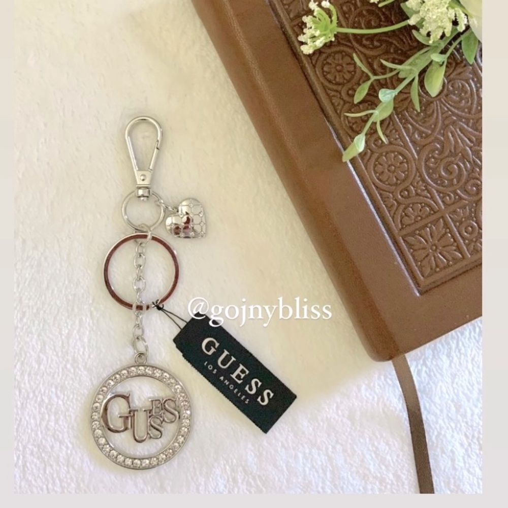 GUESS • Silver-Tone Keychain - Picture 3 of 6